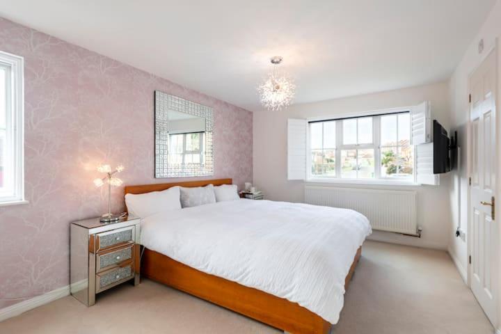Bienvenue In Newhaven Luxury Superking Or Standard Or Budget Rooms Eksteriør bilde